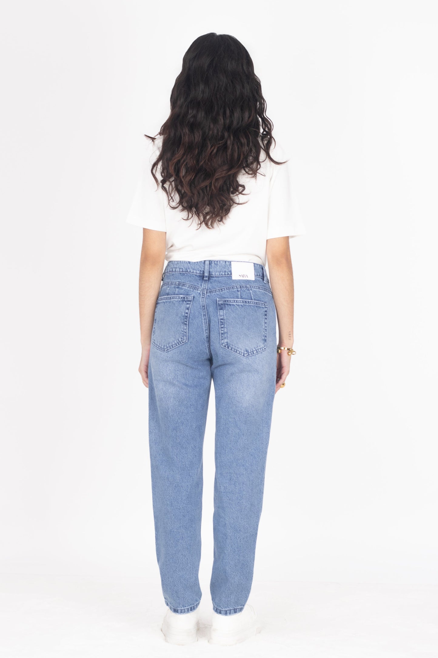MOM JEANS